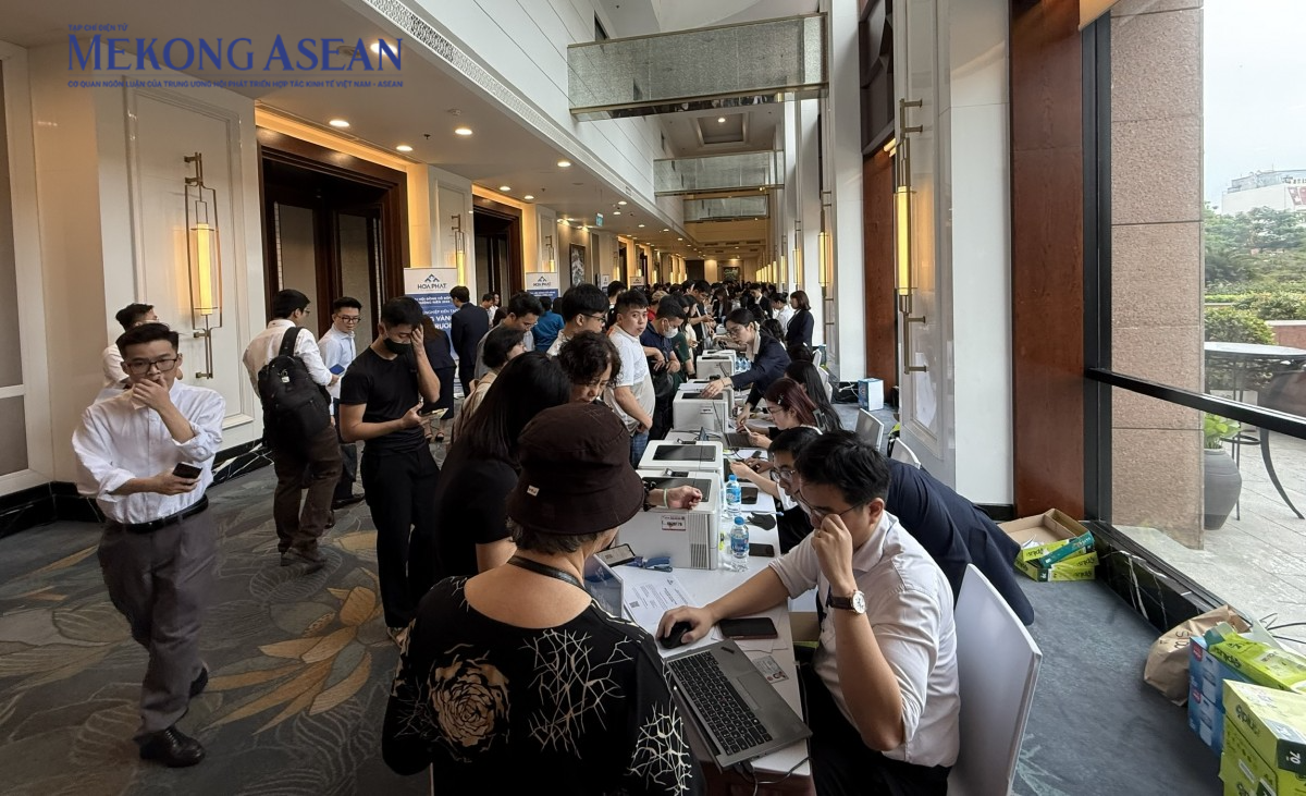 ĐHĐCĐ Hoà Phát: Tỷ phú Trần Đình Long 'choáng' vì có 300.000 cổ đông