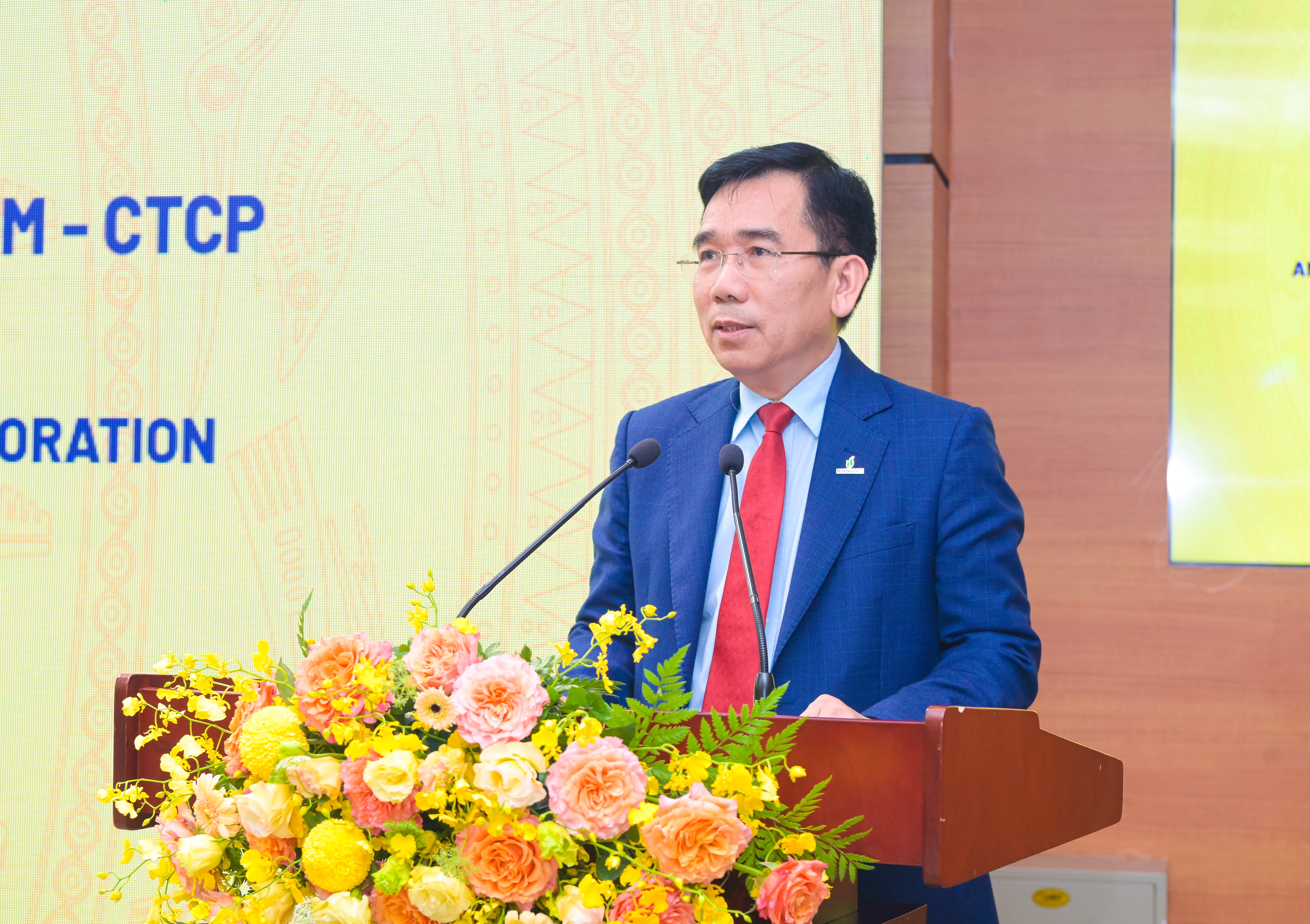 Ông Lê Xuân Huyên – Phó Tổng Giám đốc phụ trách Ban điều hành Petrovietnam đề nghị, trong thời gian tới các bên tiếp tục tăng cường phối hợp chặt chẽ, triển khai dự án đúng tiến độ, bảo đảm an toàn, hiệu quả. 