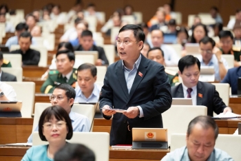 'Người trẻ 30 năm lao động cật lực không mua nổi một căn nhà'