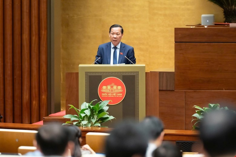 Trình Quốc hội sửa 4 luật thuế, xem xét thay đổi ngưỡng chịu thuế với hộ kinh doanh