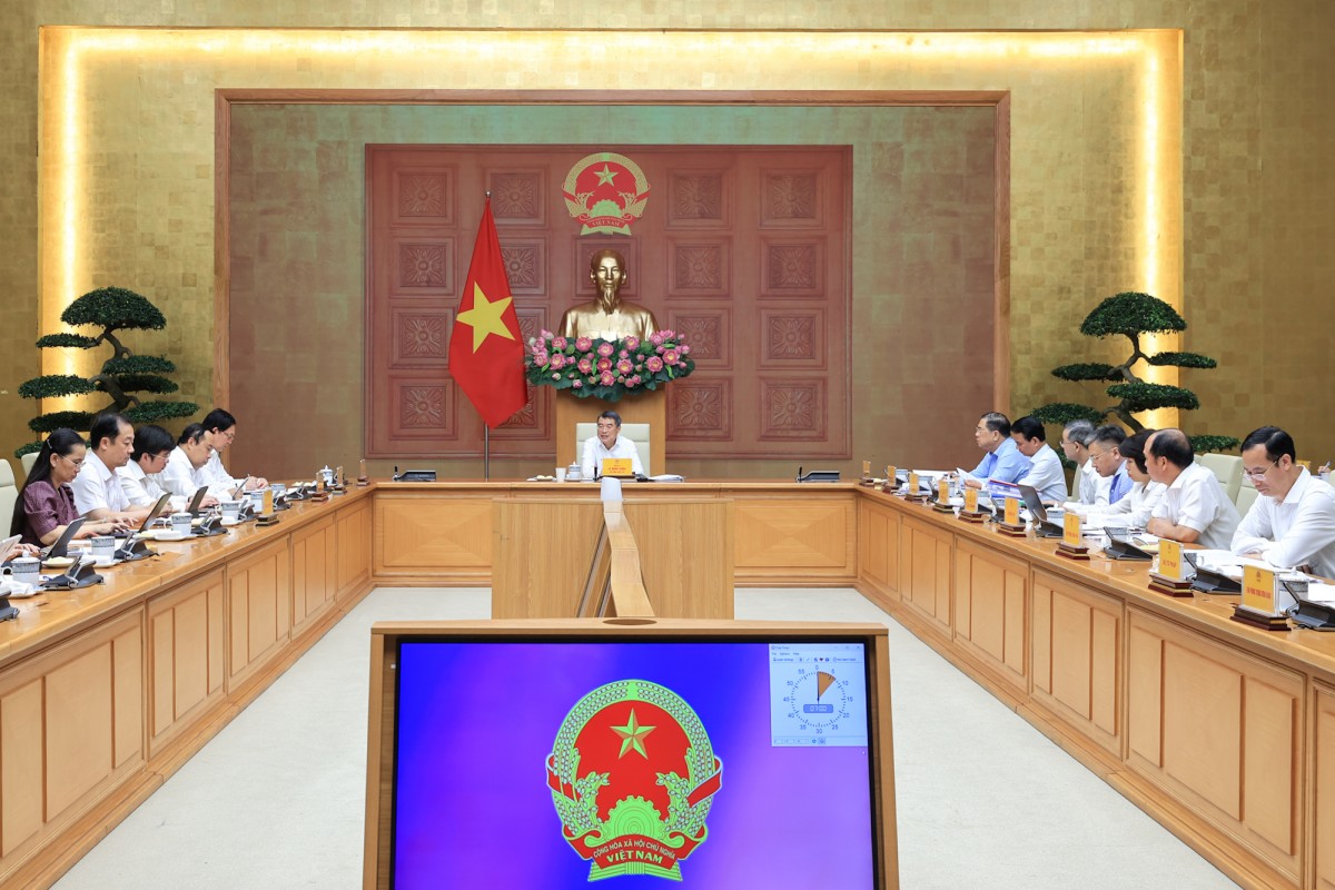 Thủ tướng Lê Minh Hưng chủ trì cuộc làm việc với Bộ Khoa học và Công nghệ về thực hiện các nhiệm vụ khoa học, công nghệ, đổi mới sáng tạo và chuyển đổi số - Ảnh: VGP/Nhật Bắc