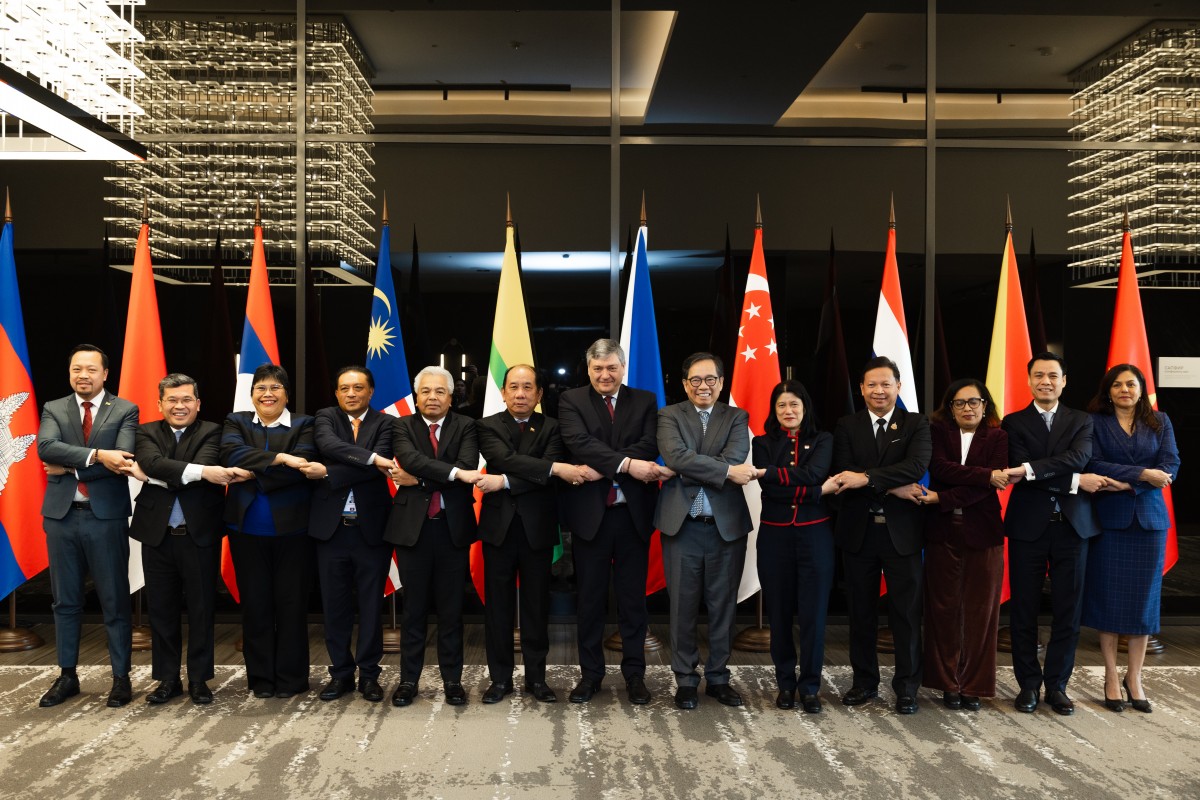 ASEAN - Nga đẩy mạnh hợp tác cung ứng năng lượng ổn định và bền vững