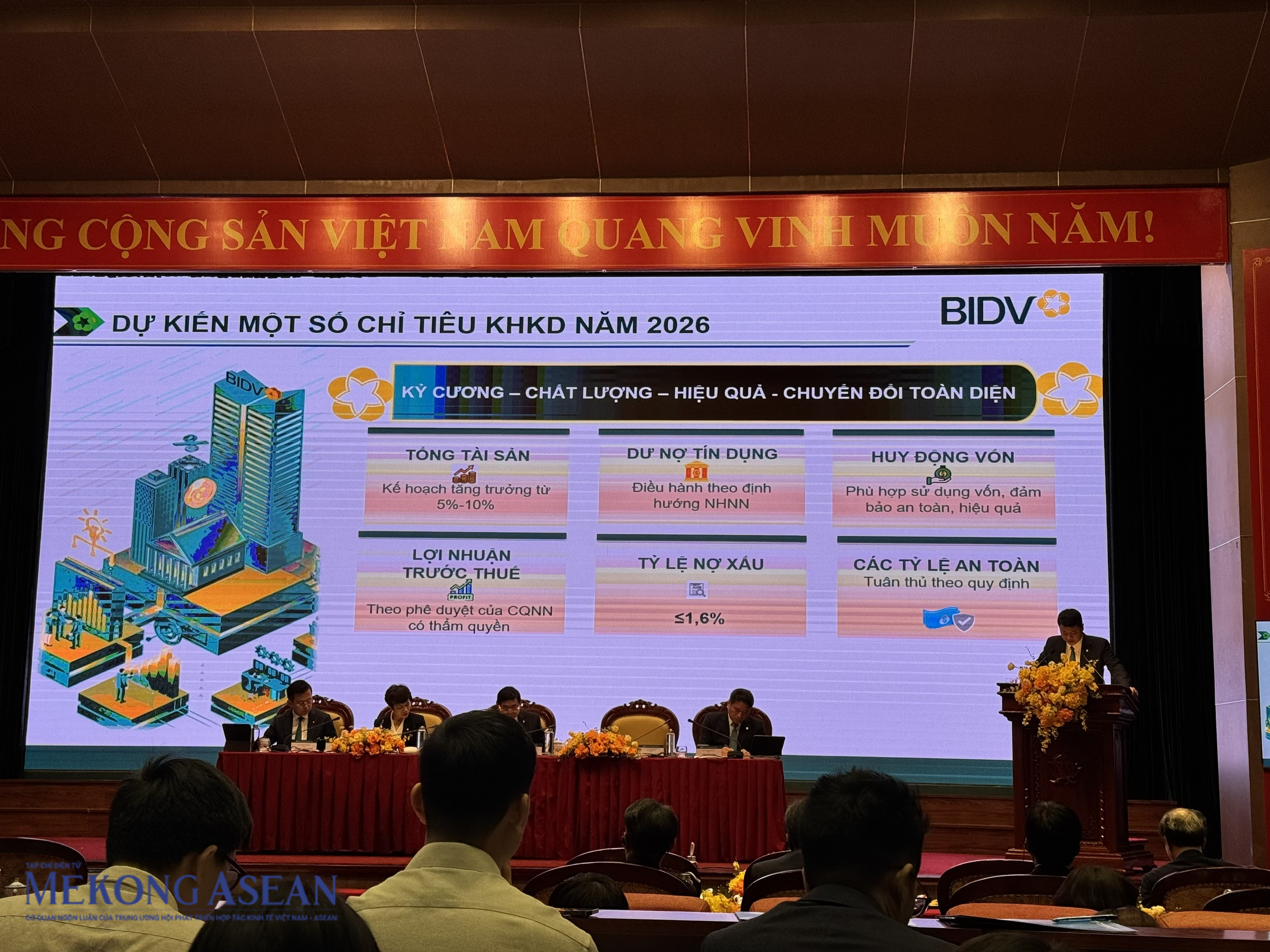 ĐHĐCĐ BIDV: Chủ tịch Phan Đức Tú nghỉ hưu từ 1/7, tăng vốn lên gần 100.000 tỷ đồng