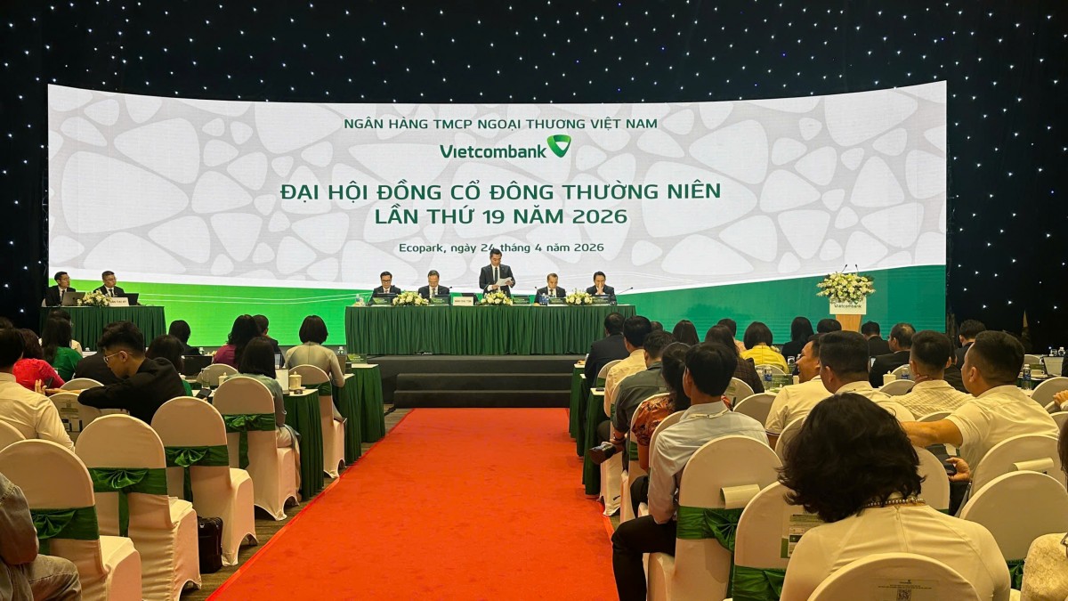 Chủ tịch HĐQT Vietcombank: 'Duy trì mặt bằng lãi suất thấp để bảo vệ nền kinh tế'