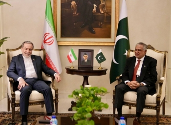 Phái đoàn Iran và Mỹ cùng tới Pakistan, không gặp mặt trực tiếp