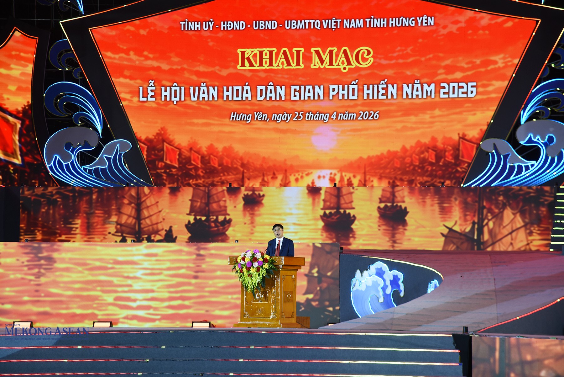 Ông Phạm Văn Nghiêm, Phó Chủ tịch UBND tỉnh Hưng Yên phát biểu khai mạc lễ hội. Ảnh: Mekong ASEAN.