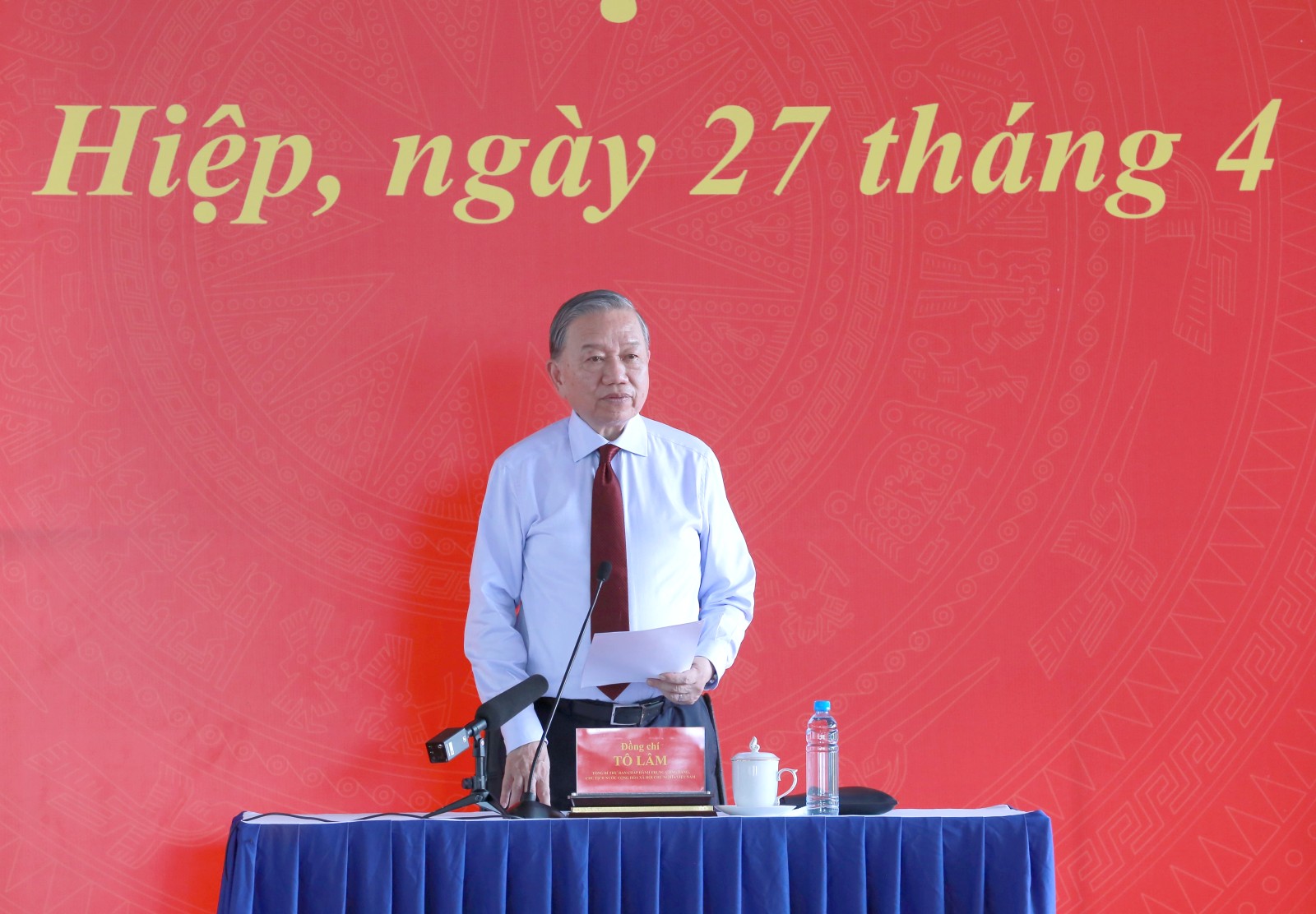 Tổng Bí thư, Chủ tịch nước Tô Lâm nói chuyện với công nhân, người lao động TP HCM