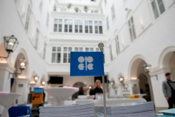 UAE tuyên bố rời nhóm OPEC và OPEC+