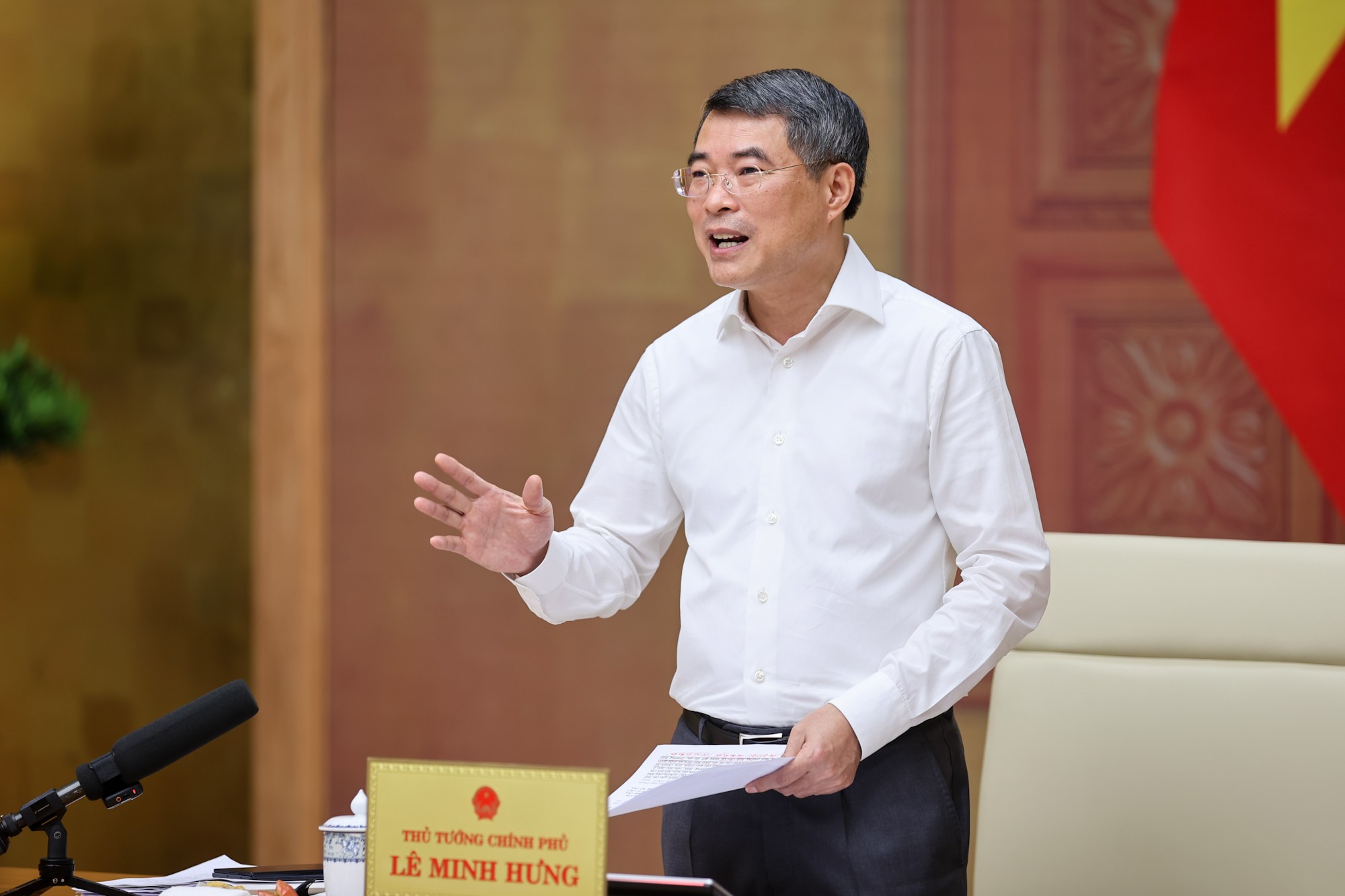 Thủ tướng Lê Minh Hưng phát biểu chỉ đạo tại cuộc họp. Nguồn: VGP.