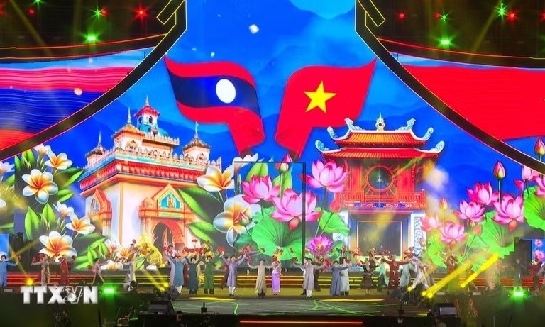 Lào gửi điện mừng tới Việt Nam nhân dịp 30/4