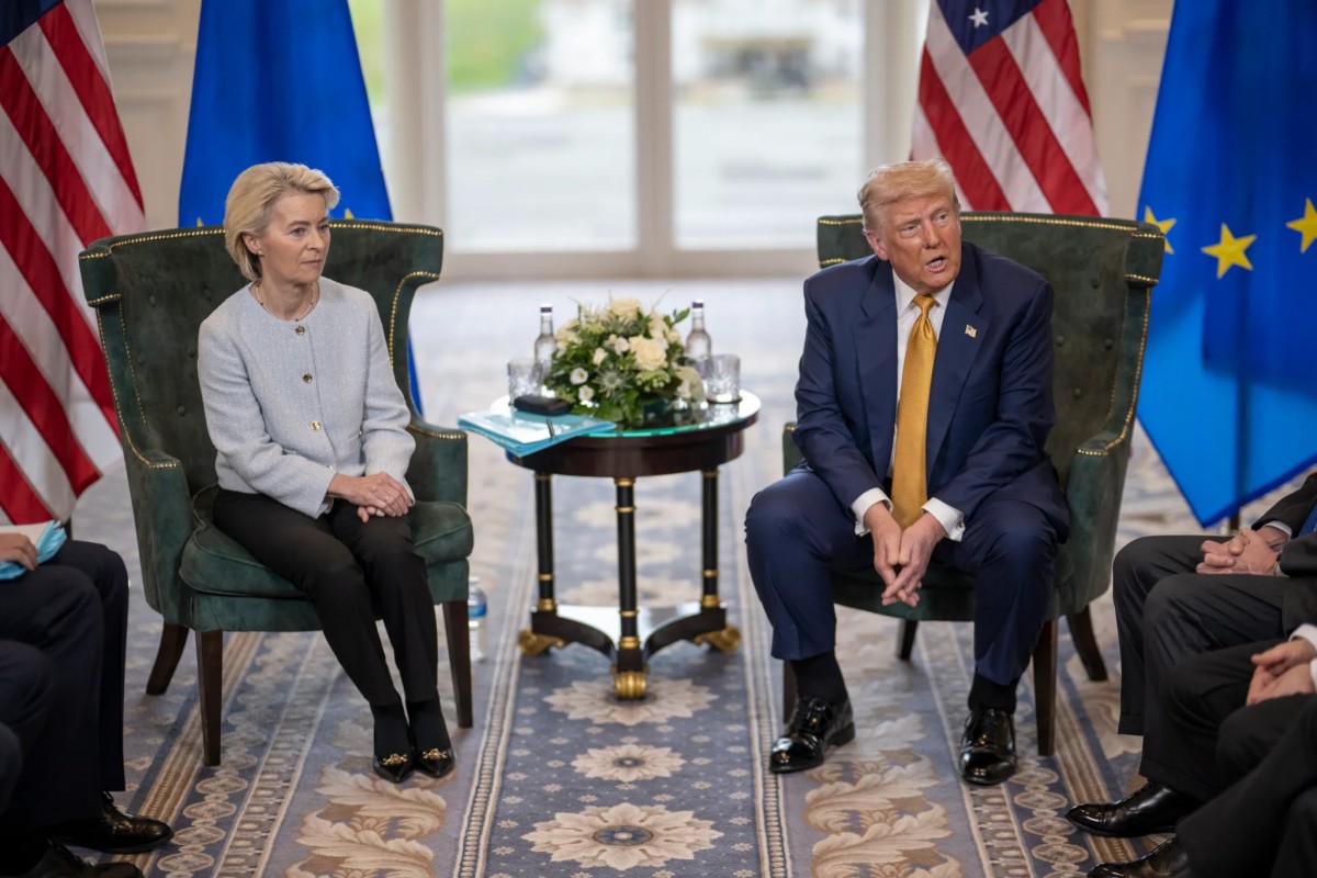 Chủ tịch Ủy ban châu Âu Ursula von der Leyen và Tổng thống Mỹ Donald Trump tại Scotland tháng 7/2025. Ảnh: Nhà Trắng