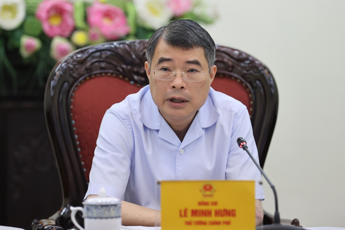 Thủ tướng Lê Minh Hưng nêu rõ, mục tiêu hoàn thành, đưa dự án vào khai thác thương mại trong năm 2026 là nhiệm vụ bắt buộc phải thực hiện - Ảnh: VGP