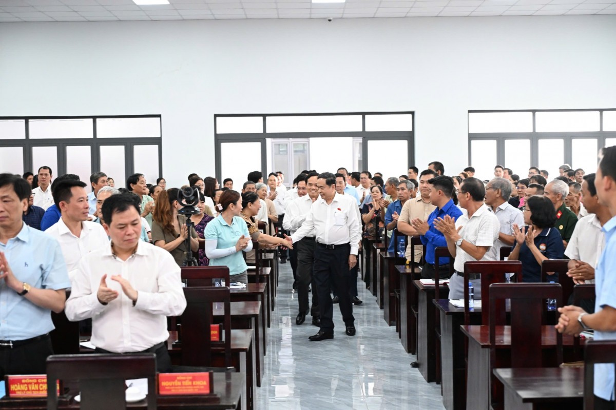 Chủ tịch Quốc hội: Sớm xây dựng Luật Đô thị đặc biệt cho TP HCM