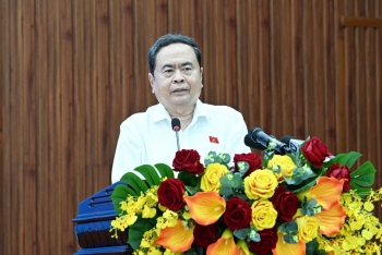 Chủ tịch Quốc hội: Sớm xây dựng Luật Đô thị đặc biệt cho TP HCM