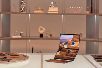 Laptop hai màn hình ASUS Zenbook DUO giành giải Vàng iF Design Award