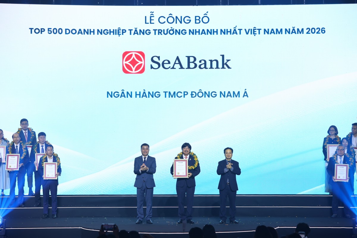 SeABank lần thứ 7 vào FAST500, củng cố nền tảng tăng trưởng bền vững