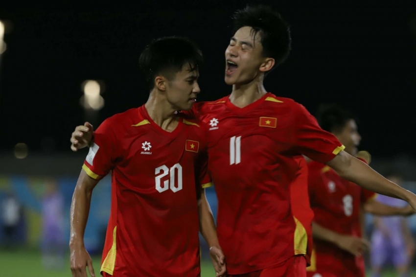 U17 Việt Nam thua ngược Hàn Quốc dù dẫn bàn tới phút 85