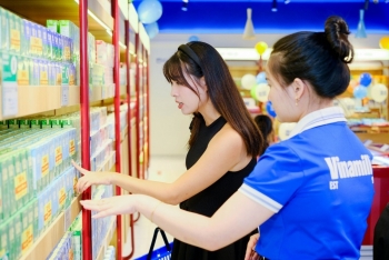 Người tiêu dùng ngày càng khắt khe, buộc ngành sữa Việt Nam phải nâng chuẩn