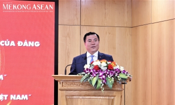 Thứ trưởng Bộ Công Thương: Không áp đặt quyền lựa chọn xăng E10 của người dân