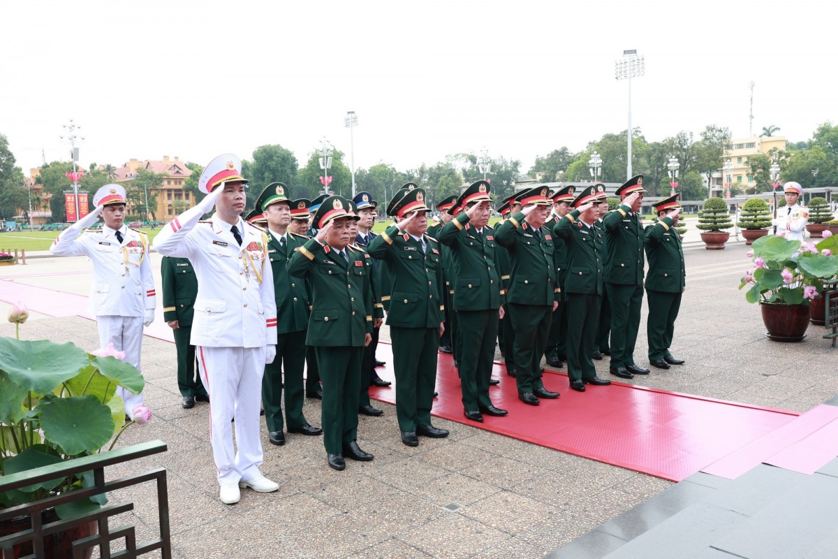 Lãnh đạo Đảng, Nhà nước vào Lăng viếng Chủ tịch Hồ Chí Minh