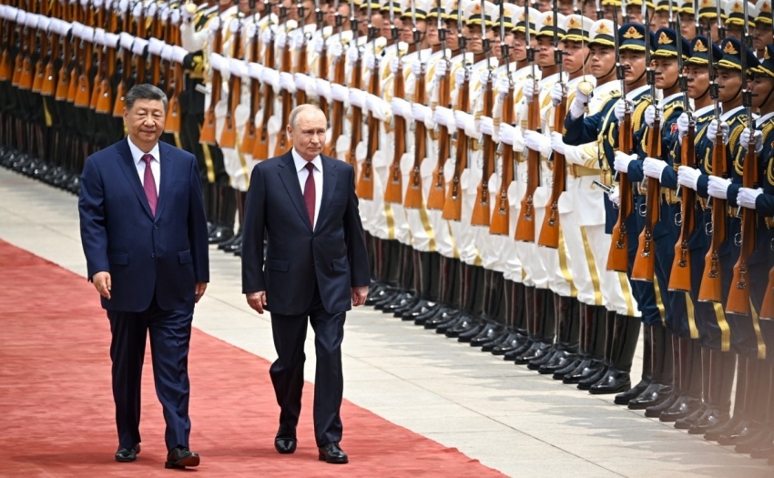 Trung Quốc bắn 21 loạt đại bác chào mừng Tổng thống Putin