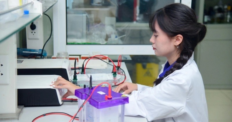 Chương trình PEBR giai đoạn 2026 - 2035 được kỳ vọng tạo bước chuyển trong đầu tư cho nghiên cứu cơ bản theo hướng dài hạn, trọng điểm, gắn với phát triển công nghệ lõi và công nghệ chiến lược quốc gia. Ảnh minh hoạ: Bộ Khoa học và Công nghệ.