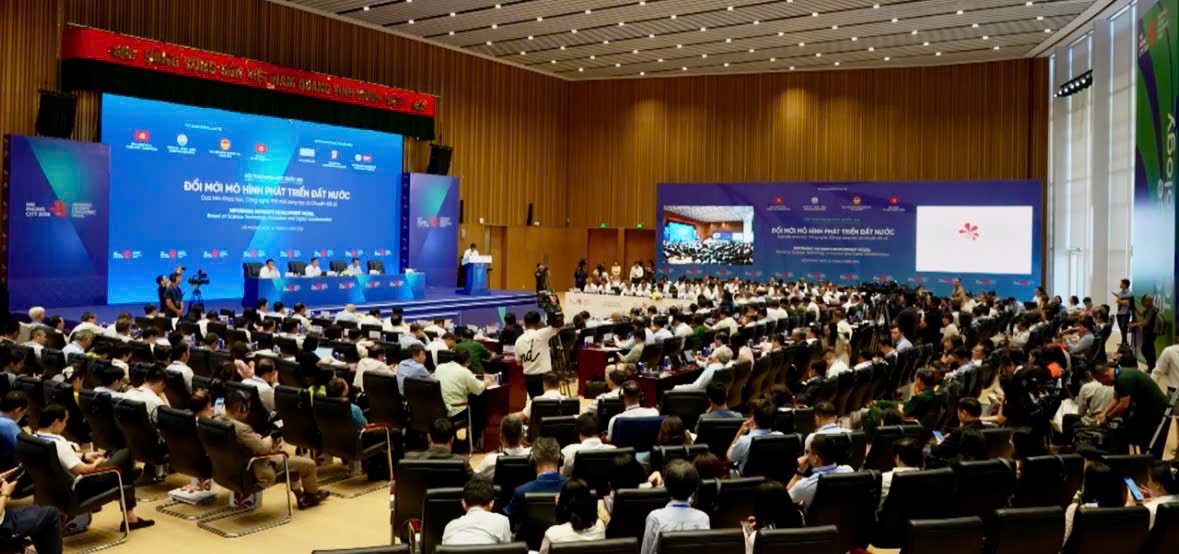 Phát triển đất nước dựa trên khoa học công nghệ, đổi mới sáng tạo và chuyển đổi số