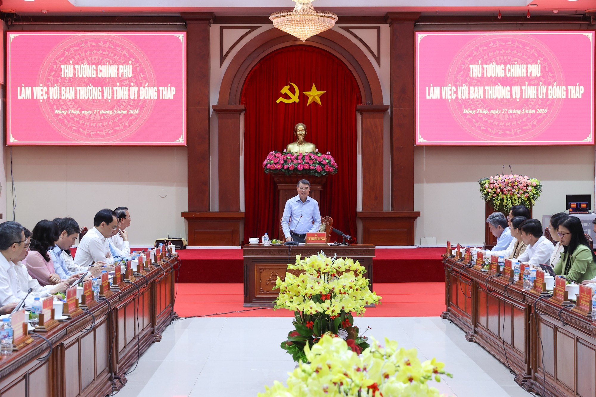 ĐBSCLLà địa bàn đầu tiên mà Thủ tướng Chính phủ tới làm việc sau khi Chính phủ nhiệm kỳ mới được kiện toàn. Nguồn: VGP.