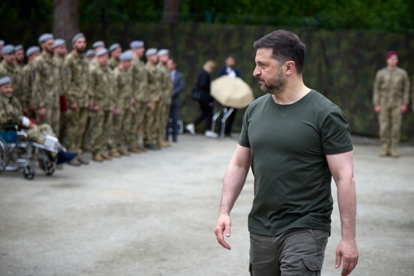 Ông Zelensky gửi thư kêu gọi Mỹ hỗ trợ đối phó tên lửa Nga