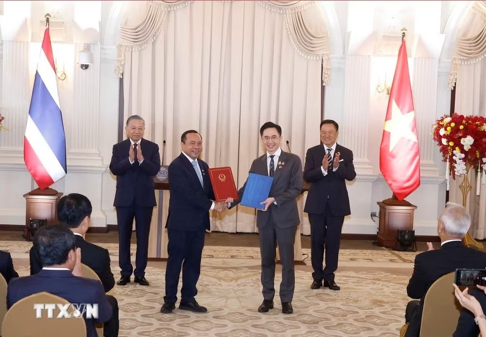  trao Công hàm thông báo Bộ Giáo dục Đại học, Nghiên cứu và Đổi mới sáng tạo Thái Lan sẽ kế thừa chức năng, nhiệm vụ của Bộ Khoa học và Công nghệ trước đây và tiếp tục thực hiện Hiệp định đã ký với Bộ Khoa học và Công nghệ Việt Nam.