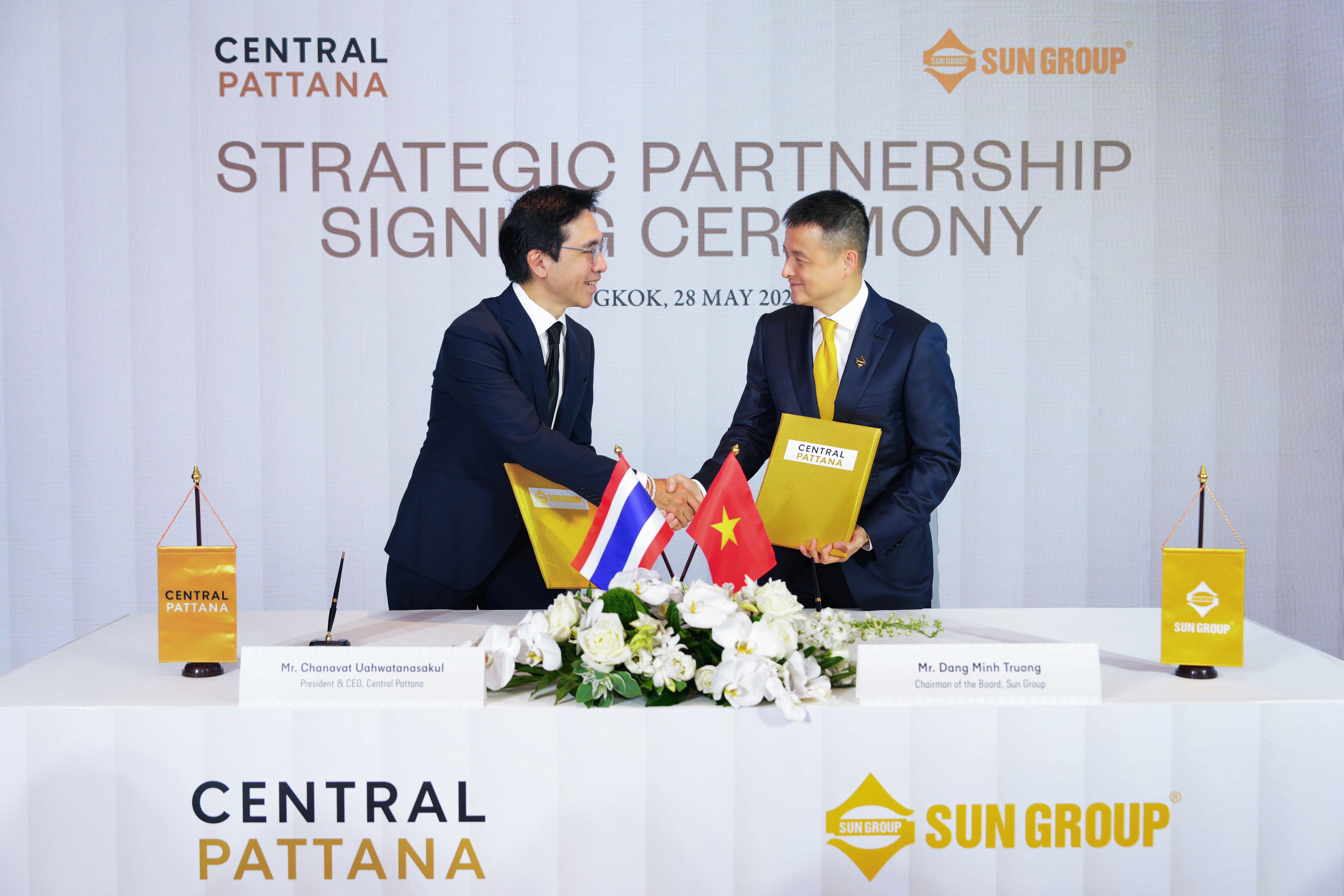 Sun Group hợp tác 'vua bán lẻ' Thái Lan phát triển điểm đến giải trí mới