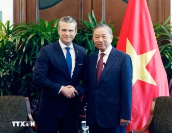 Tổng Bí thư, Chủ tịch nước tiếp Bộ trưởng Quốc phòng các nước bên lề Đối thoại Shangri-La