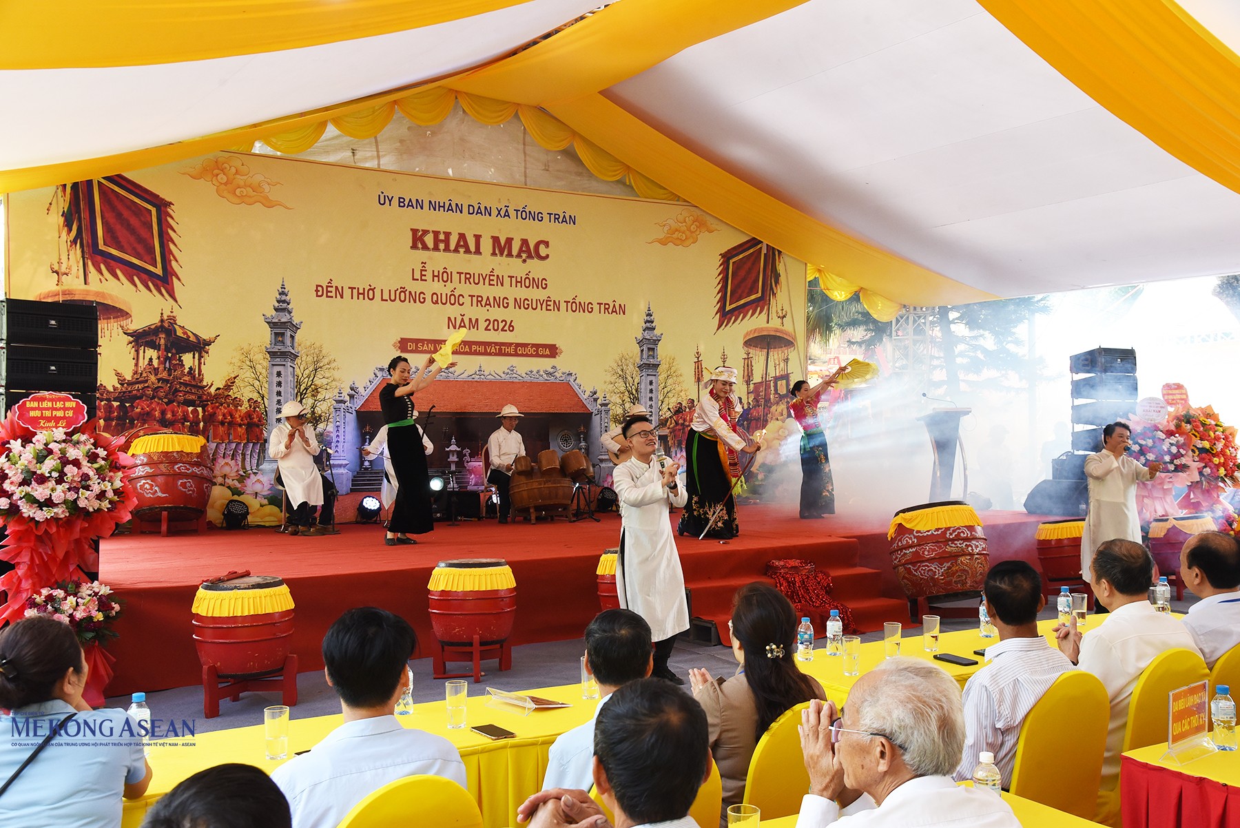 Biểu diễn văn nghệ tại buổi khai mạc lễ hội. Ảnh: Mekong ASEAN.