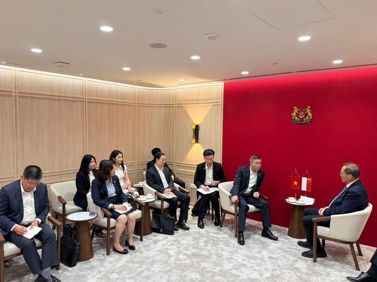 Tăng cường kết nối thị trường tài chính và thị trường vốn Việt Nam - Singapore