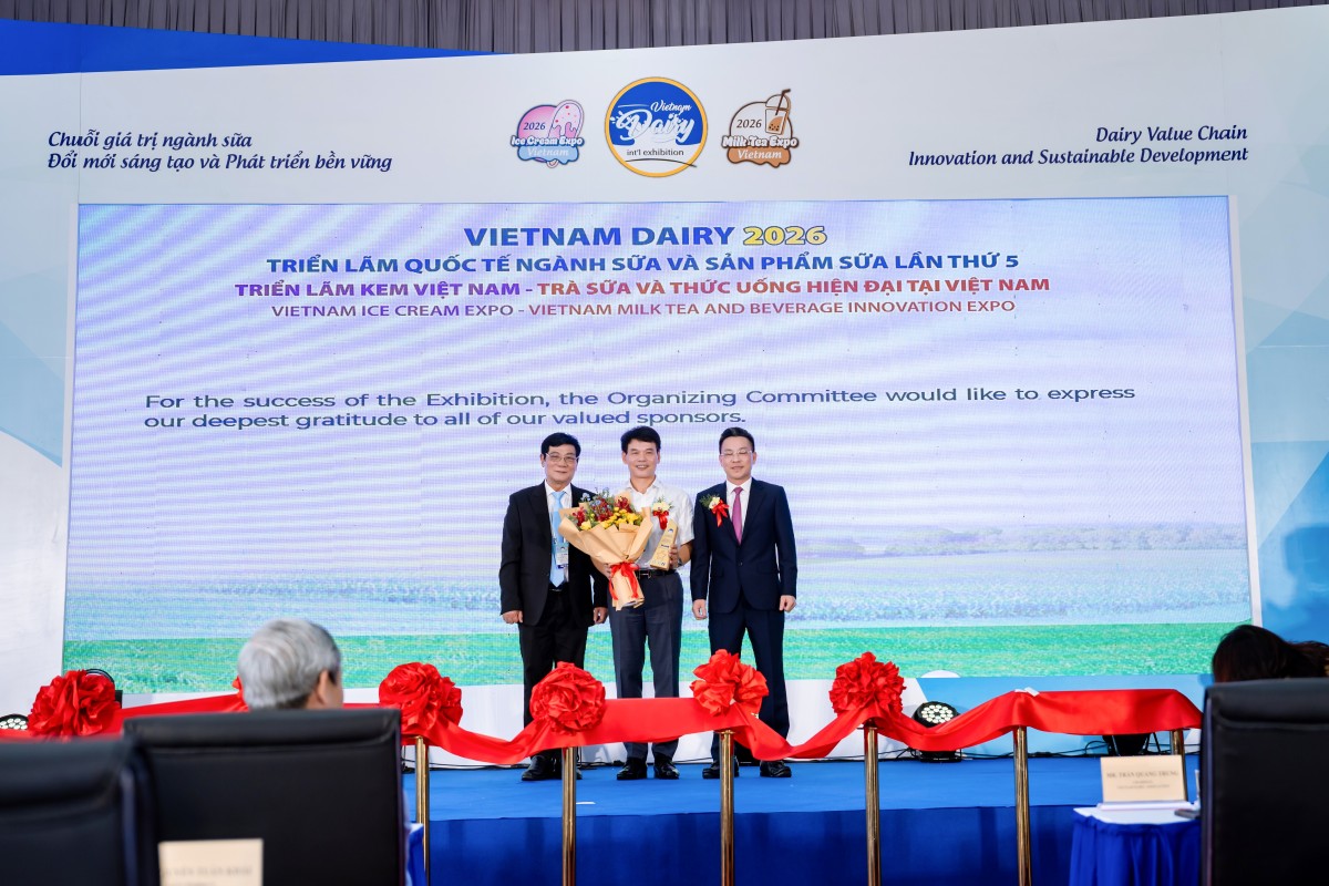 Gian hàng Vinamilk thu hút đông đảo khách tham quan tại triển lãm sữa 2026 Gian hàng Vinamilk thu hút đông đảo khách tham quan tại triển lãm sữa 2026