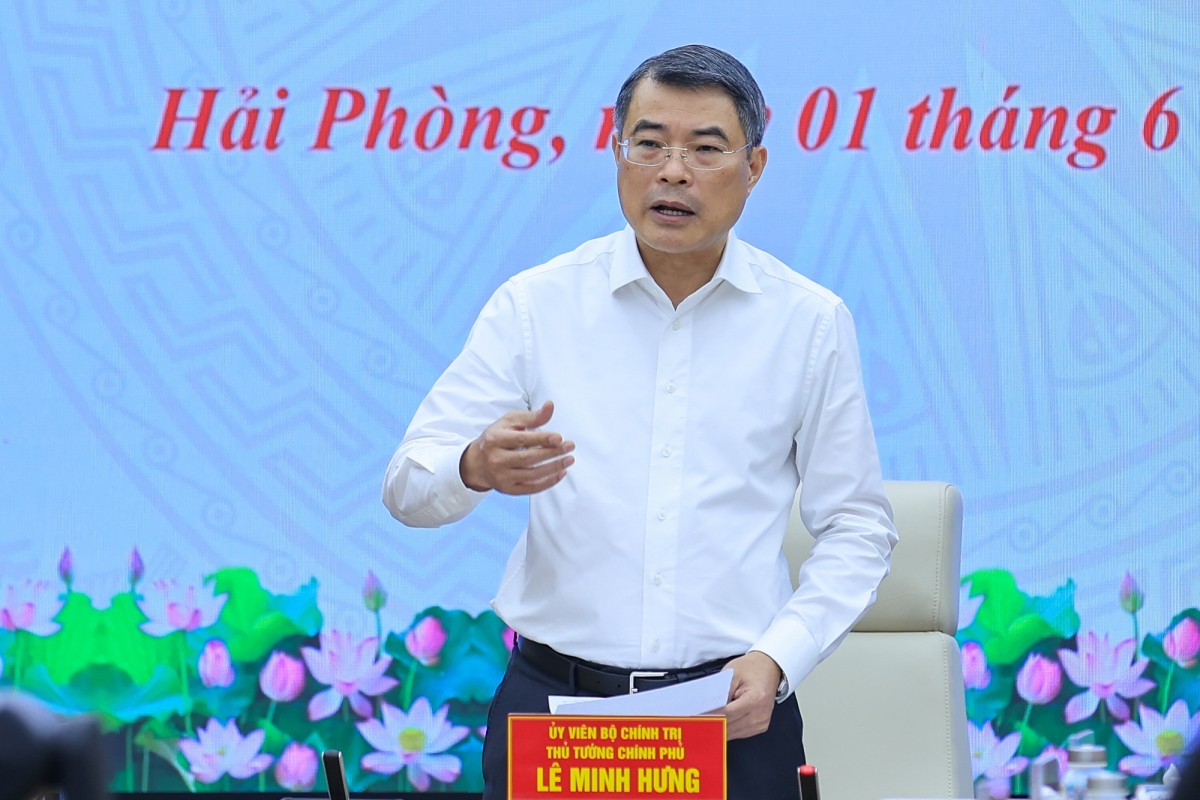Thủ tướng yêu cầu TP Hải Phòng Nghiên cứu đổi mới mô hình tăng trưởng, đẩy mạnh phát triển các ngành, lĩnh vực tạo giá trị gia tăng cao