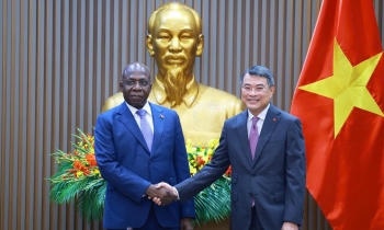 Thủ tướng tiếp Bộ trưởng Ngoại giao Cộng hòa Angola