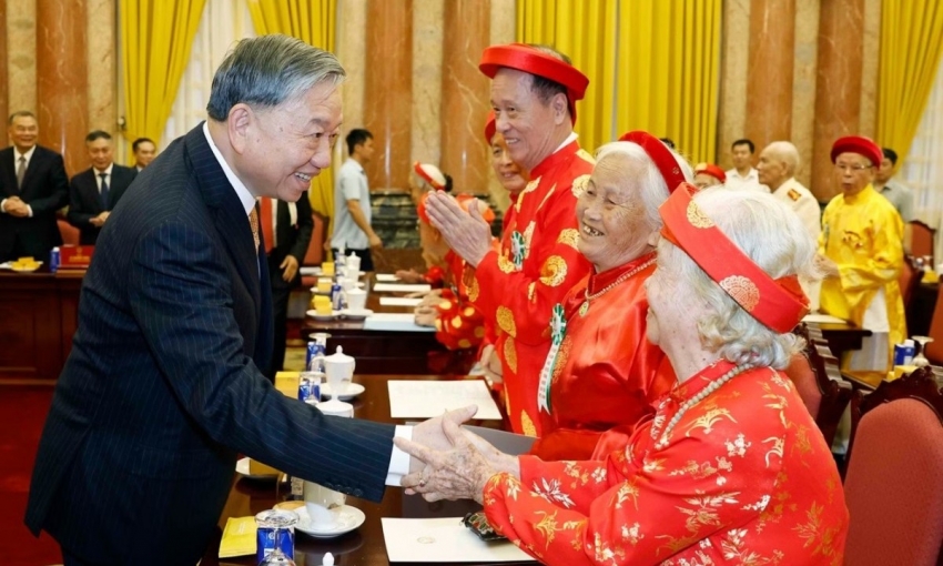 Khơi dậy tinh thần "Tuổi cao - Gương sáng" trong giai đoạn phát triển mới
