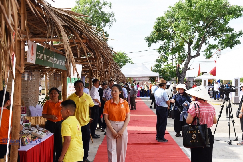 Khẳng định ‘vị thế’ lúa rươi, các sản phẩm nông nghiệp ở Chí Minh, Hải Phòng
