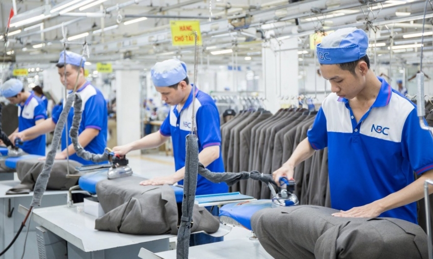 May Nhà Bè thận trọng kế hoạch kinh doanh, tập trung hoàn thiện hệ thống AI