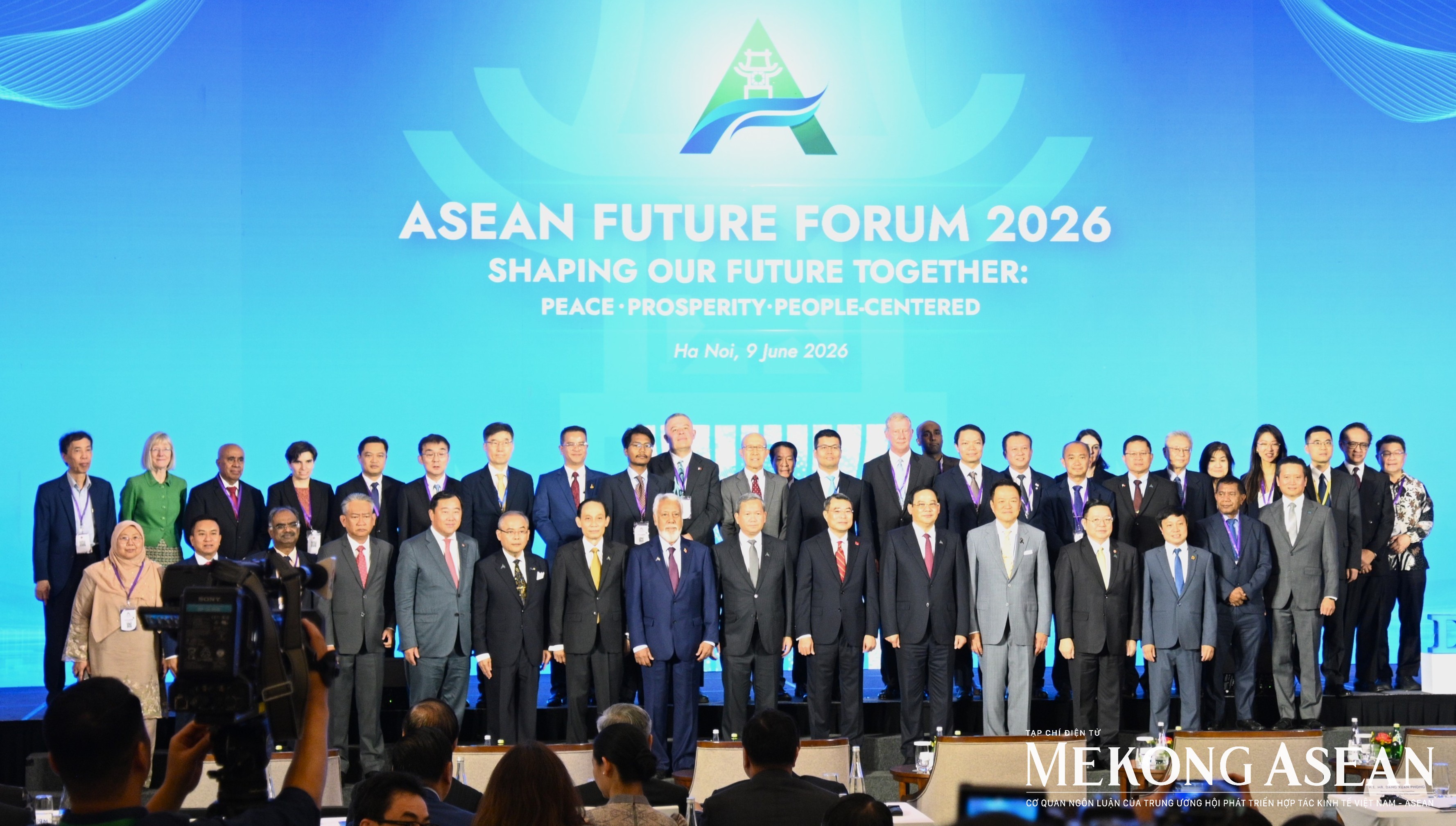 Các nhà lãnh đạo ASEAN đề cao đoàn kết, tự cường trước biến động toàn cầu