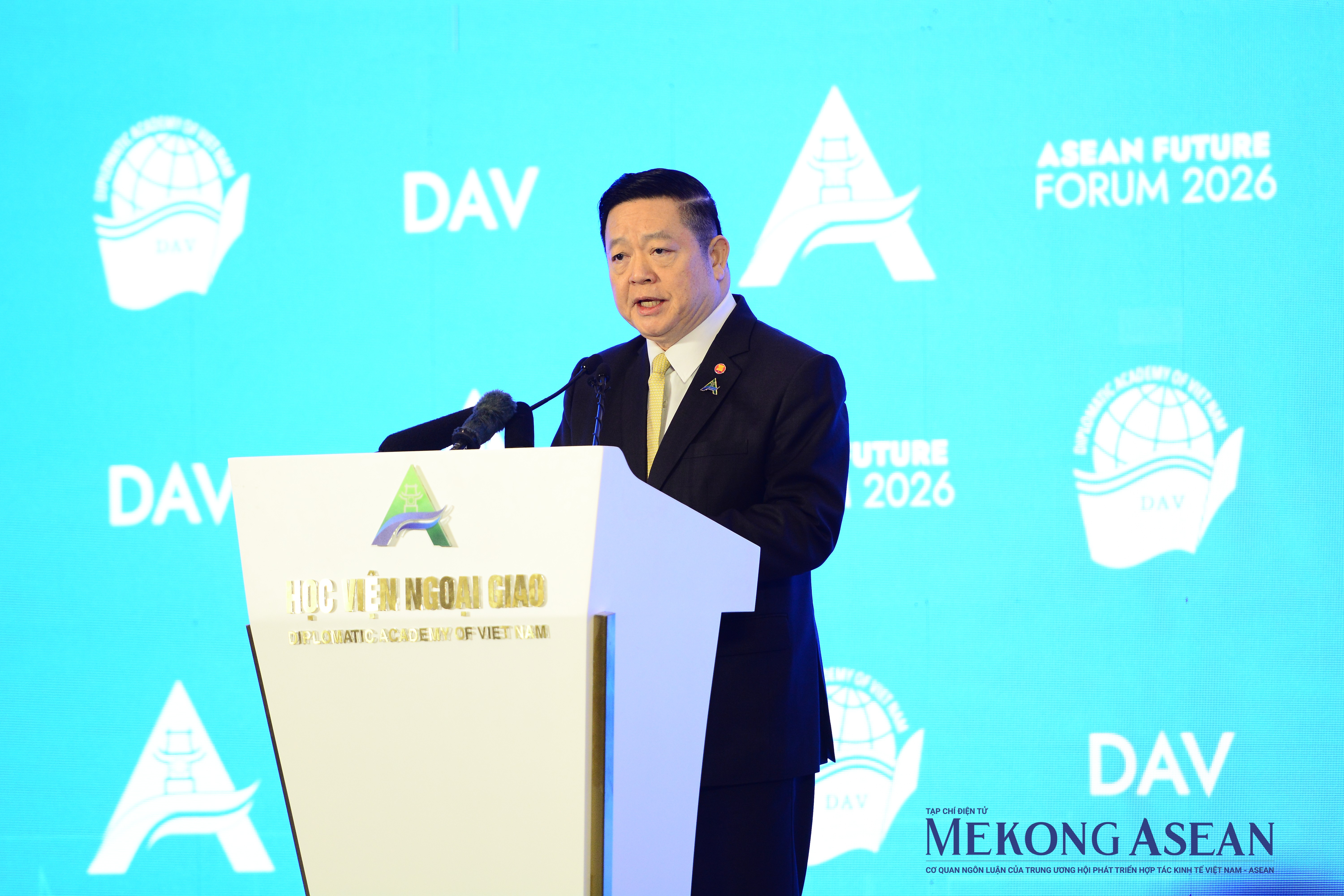 Các nhà lãnh đạo ASEAN đề cao đoàn kết, tự cường trước biến động toàn cầu