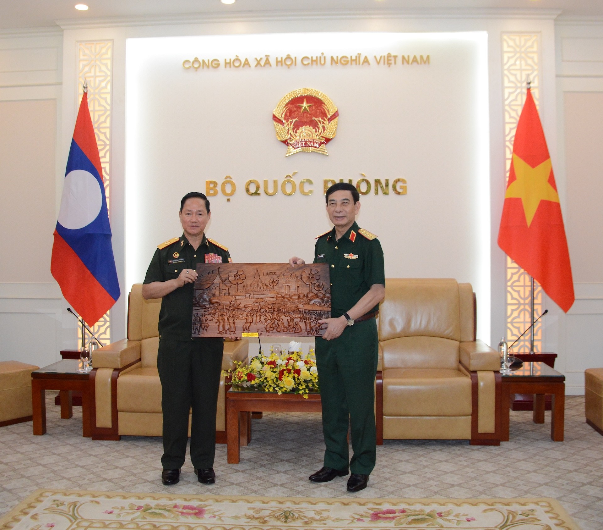 Thúc đẩy trụ cột hợp tác quốc phòng giữa Việt Nam với Lào, Campuchia