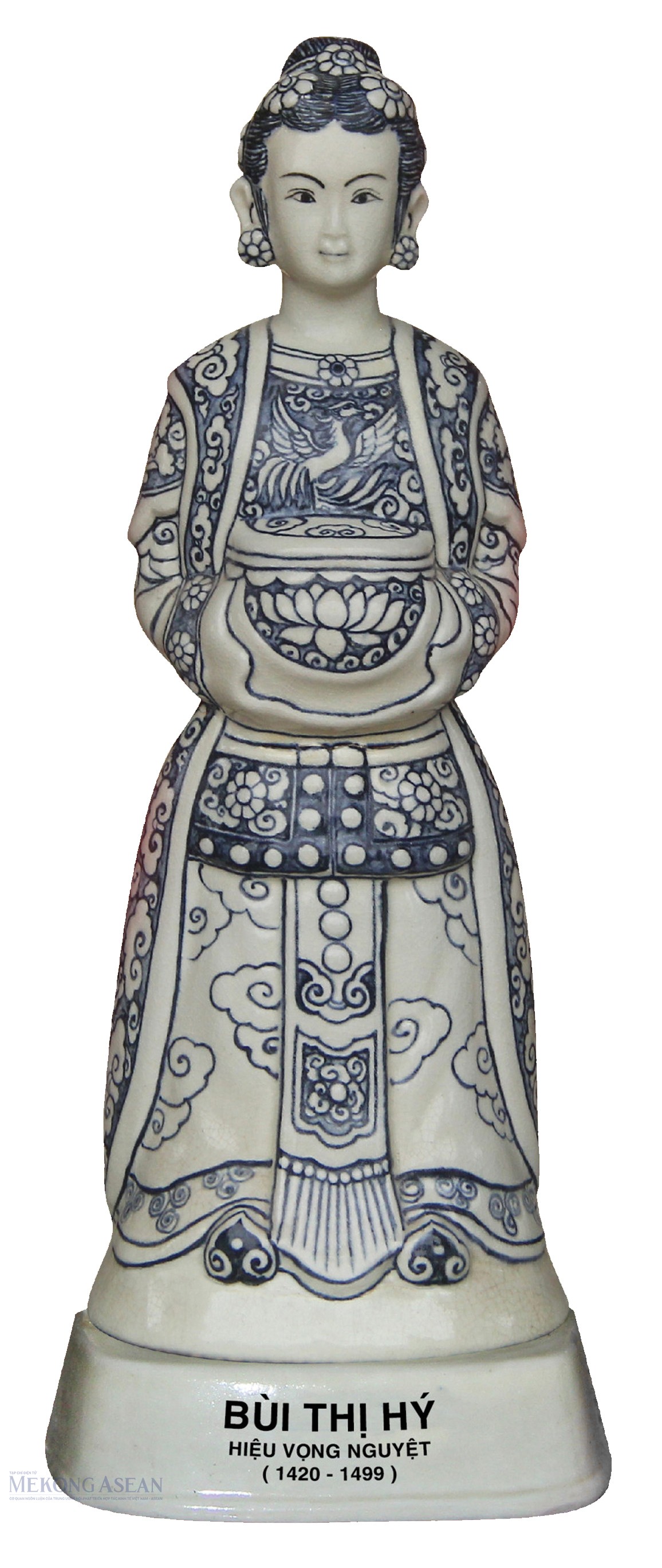 Ảnh tượng bà Bùi Thị Hý lưu giữ tại tại làng Chu Đậu. Ảnh: Huynh Anh. Ảnh tượng bà Bùi Thị Hý lưu giữ tại tại làng Chu Đậu. Ảnh: Huynh Anh.