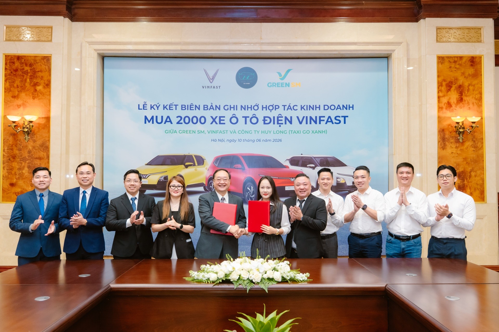 Một doanh nghiệp 'chốt đơn' 2.000 ô tô điện VinFast để chạy dịch vụ