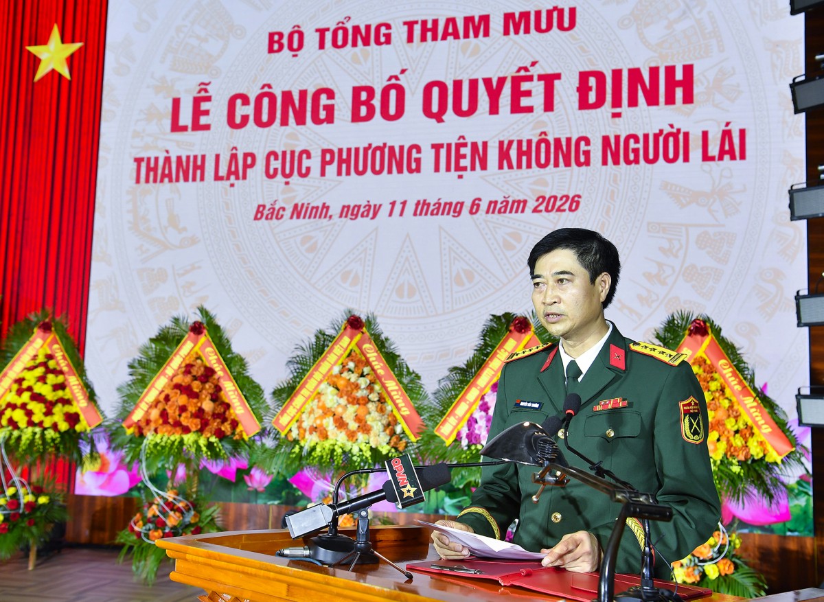 Đại tá Nguyễn Văn Trường, Cục trưởng Cục Phương tiện không người lái phát biểu tại Lễ công bố - Ảnh: VGP