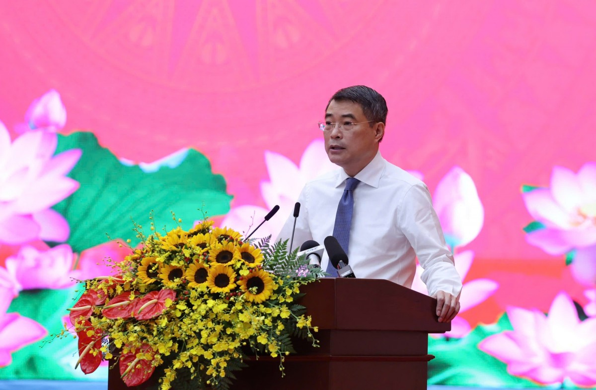 Thủ tướng phát động phong trào thi đua tăng trưởng bền vững 2 con số