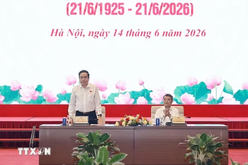 Chủ tịch Quốc hội Trần Thanh Mẫn và Thủ tướng Chính phủ Lê Minh Hưng gặp mặt lãnh đạo các cơ quan báo chí nhân Ngày Báo chí Cách mạng Việt Nam - Ảnh: TTXVN