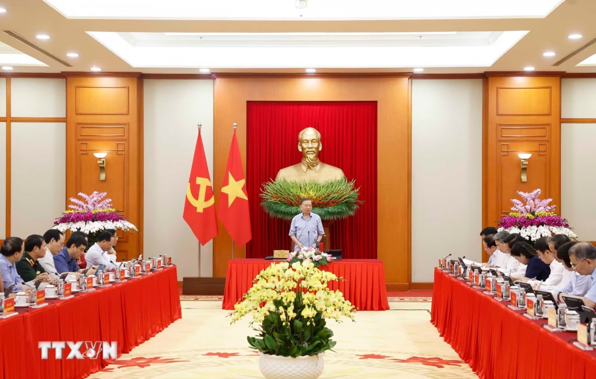Chuyển mạnh từ tư duy 'quản lý giáo dục' sang 'quản trị phát triển giáo dục'