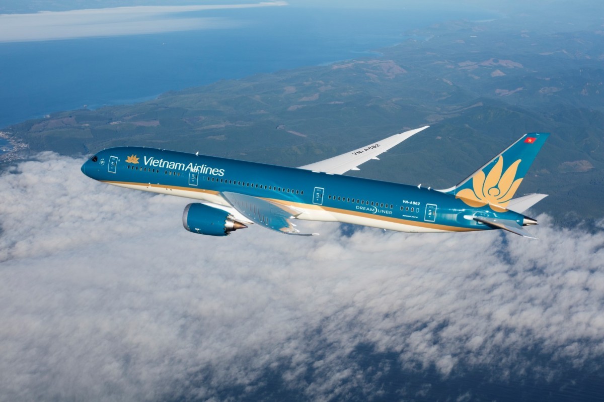 Cổ phiếu Vietnam Airlines liên tục tăng trần trước thềm ĐHĐCĐ